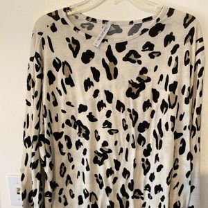 Long sleeve knit top